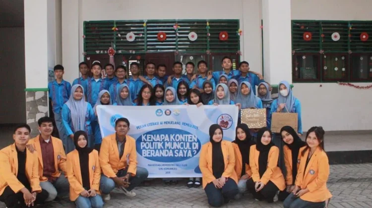 Mahasiswa Ilmu Komunikasi UHO Edukasi Pemilih Pemula jelang Pemilu