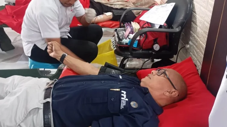 Semarak Hari Bhakti Postel ke-81, Balmon Kendari Gelar Donor Darah
