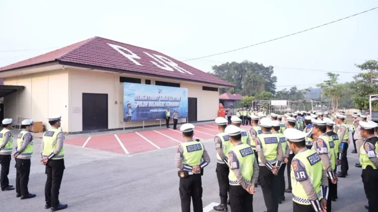 Dirlantas Polda Sultra Tekankan Pengamanan Humanis saat Apel Fungsi