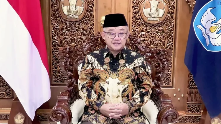 100 Tahun Perjalanan Bahasa Indonesia