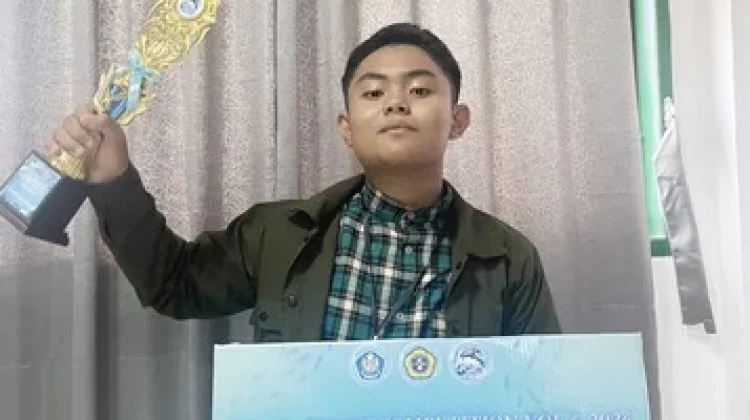 MTs Ummusshabri Kendari Raih Juara Lomba Pidato se-Sultra