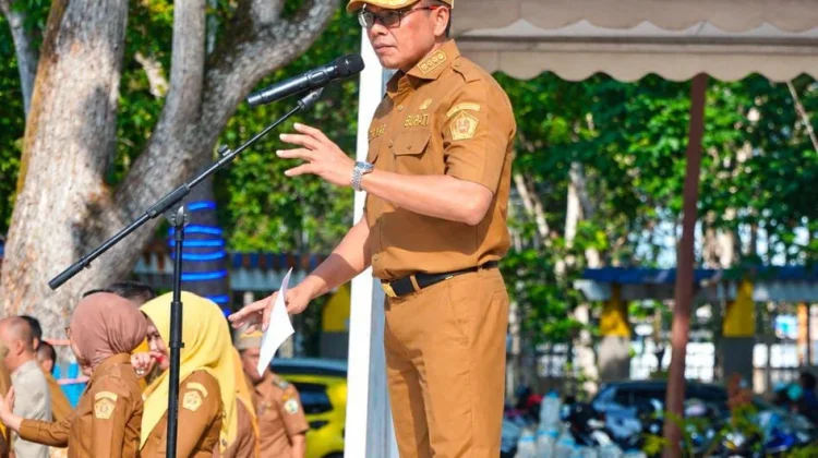 Pemkab Konawe Serahkan SK PPPK 2024 dan Perpanjangan 2025