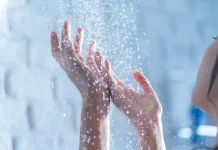 Efek Tersembunyi Sering Mandi Air Hangat