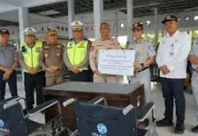 Tingkatkan Aksesbilitas Jasa Raharja Serahkan Bantuan Kursi Roda