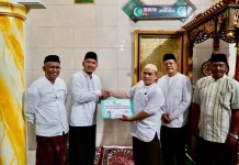 Wakil Wali Kota Kendari Safari Ramadan di Kampung Salo