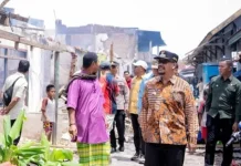 Bupati Buteng Tinjau Lokasi Kebakaran Pasar Lombe