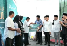 Safari Ramadan di Molawe, Wagub Hugua Ajak Warga Teladani Nilai Al-Qur’an