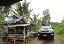 Bupati Buton Tinjau Akses Jalan Perkebunan di Desa Kakenaue