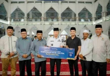 Sinergi Bank Sultra dan BAZNAS Salurkan Zakat Maal
