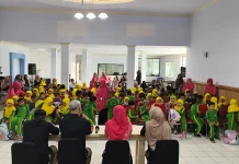 Outing Class TK Alkautsar Kendari Edukasi Penyiaran di RRI