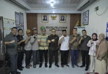 Kakanwil Kemenkum Sultra Tinjau Posbankum Desa Patowuna