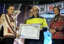 HUT ke-66 Kabupaten Konawe, PT SCM Terima Penghargaan