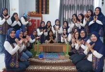 Ketua Dekranasda Kabupaten Kolaka Kunjungan Kerja ke Sentra Pengrajin