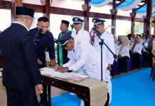 Bupati Bombana Lantik Tiga Penjabat Kepala Desa