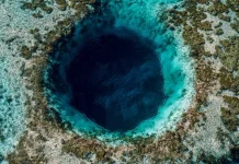 Fenomena Lubang Biru, Keajaiban Alam di Dasar Laut yang Menakjubkan