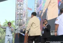 Band Tip X Membuat Presiden ikut Berjoget