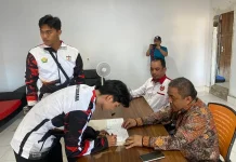 Sembilan Atlet PON Beladiri Sultra Terima Bonus