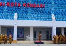 Sekda Kendari Tekankan Disiplin ASN pada Apel Gabungan