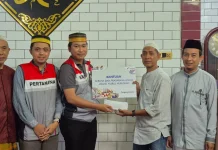 Pertamina Sulawesi Salurkan Santunan Masjid dan Panti Asuhan di Ujung Tanah