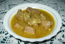 Kari Kambing Khas Aceh Kaya Rempah