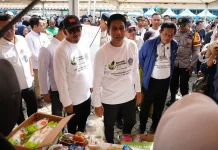 Wamendagri Apresiasi Gerakan Pangan Murah di Kendari