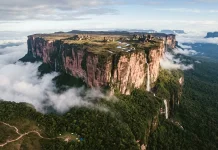 Gunung Roraima, Dataran Purba yang Menyimpan Keajaiban Alam Dunia