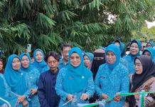 TP PKK Sultra Resmikan Rumah Sehat dan Bangun Jamban Layak di Desa Bokori