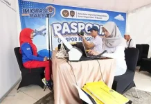 Imigrasi Kendari Hadirkan PASPORIA di CFD, Warga Antusias Urus Paspor