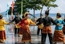 Tarian Lulo Simbol Persahabatan yang Menjadi Identitas Sultra