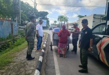 Satpol PP Kota Kendari Tertibkan Manusia Gerobak di Jalan Made Sabara