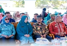 Bupati Buton tengah Tekankan Pelayanan Masyarakat  di Tingkatkan