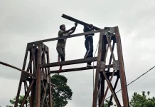 Pembangunan Jembatan Perintis Garuda Ranomeeto, Pekerja Las Struktur Rangka