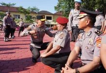 Hari Bhayangkara Ke-80, 827 Personel Polda Sultra Terima Kenaikan Pangkat