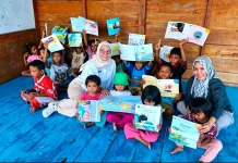 Dinas Perpustakaan dan Arsip Daerah Konsel Gelar  Retelling Bersama Anak Pesisir