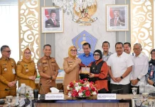 Wali Kota Bontang Siap Adopsi Penyelenggaraan Pemerintah Kota Kendari