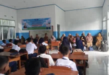 SMPN 3 Kaledupa Gelar MPLS Ramah, Kepsek Ajak Siswa Semangat