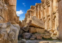 Rahasia Batu Raksasa 800 Ton di Baalbek