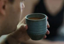 Minum hingga 5 Cangkir Kopi Sehari Aman untuk Jantung? Ini Penjelasan Ilmiahnya