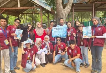 Mahasiswa KKN Gelar Kampanye Pantai Bersih di Kelurahan Toronipa
