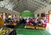 Perjalanan ke Buteng Pererat Kebersamaan Pengurus Wanita Islam