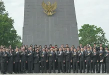 Kenang Jasa Para Pahlawan, Kemenkum Sultra Gelar Tabur Bunga