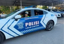 Polwan Polda Sultra Sapa Pengendara, Edukasi Tertib Berlalu Lintas