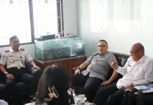 Kakanwil Kemenkum dan Ditjen Imigrasi Terima Kunjungan Kepala RRI Kendari