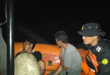 Kapal Tenggelam di Tanjung Taipa, Tim SAR Evakuasi Dua Korban Selamat