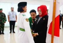 Wali Kota Kendari Kukuhkan 43 Paskibraka di HUT ke-81 RI
