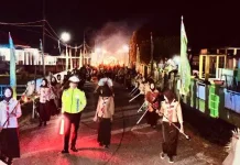 Pawai Obor Kobarkan Semangat Patriotisme Warga Konut