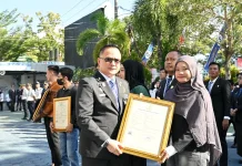 "The Memory": Lukisan Kardus Bekas Karya Seniman Muda Kabaena Resmi Raih Hak Cipta