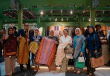 Tenun Sultra Tampil di Ajang Karya Kreatif Indonesia 2026