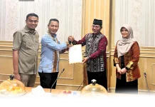 Rapat Evaluasi Perda Pertanggungjawaban APBD 2025 Kota Kendari