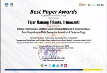 Dosen UHO Kendari Raih Penghargaan Best Paper Award Semnasip UT 2026